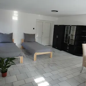  Apartman Liliom Magyarország